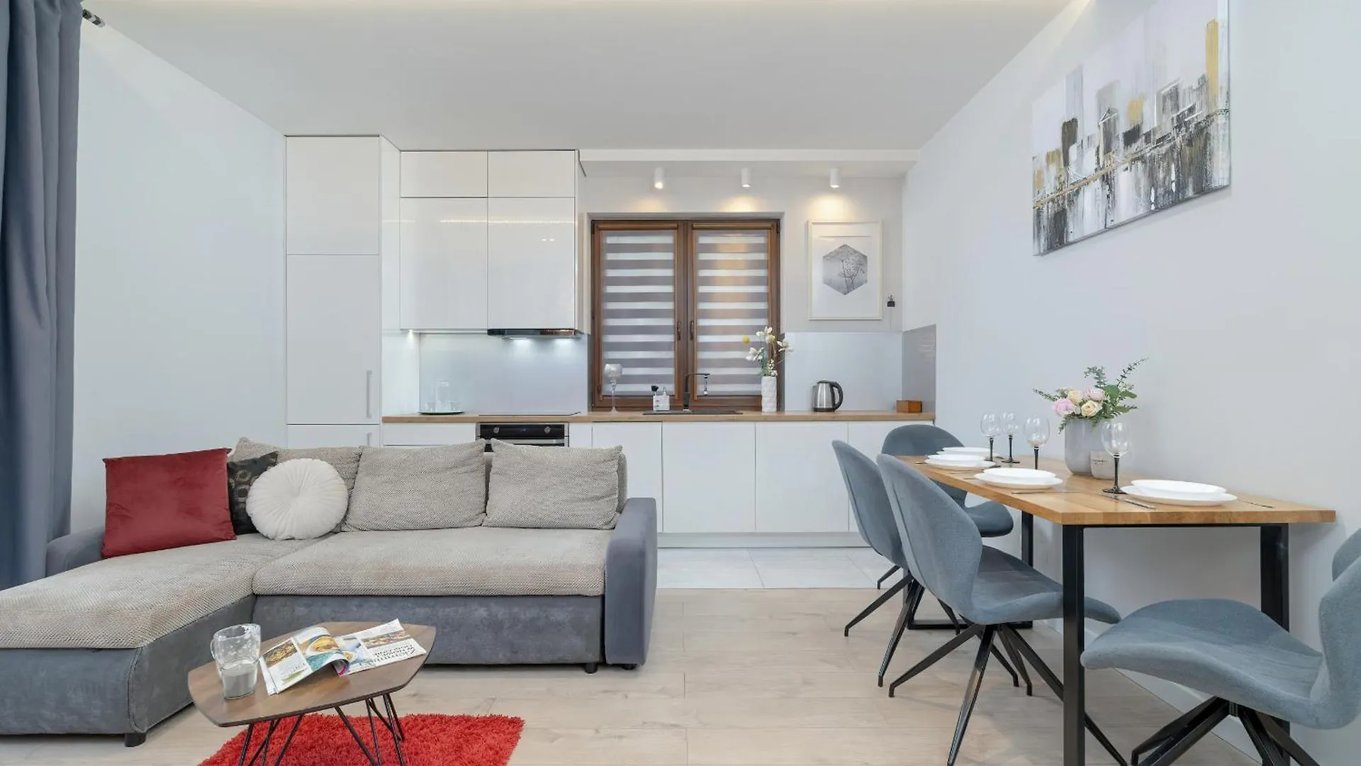 Cozy Apartment Pachonskiego With Balcony And Parking By Noclegi Renters Krakow